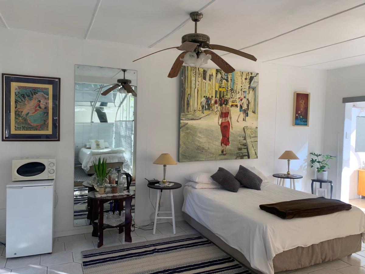 The Little Hideaway Guesthouse Stellenbosch Eksteriør bilde